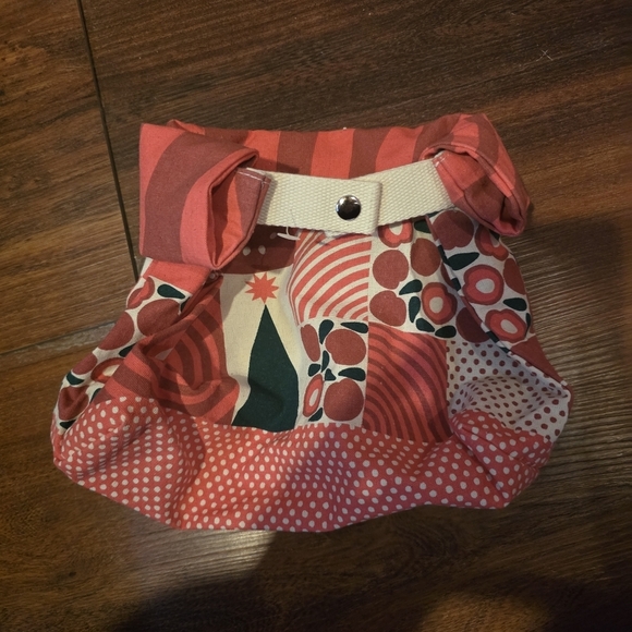 ⭐️40% Off⭐️The Body Shop Toiletry Cosmetic Bag with Snap Closure (no products) - Picture 3 of 5